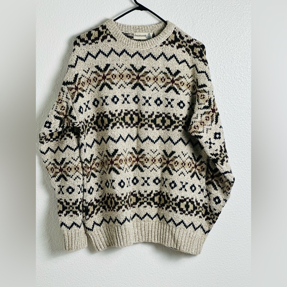 Vintage Fieldmaster Crewneck Pullover Knit Sweater Made in USA size Medium